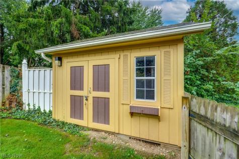 2624 Eaton Road NW Canton OH 44708
