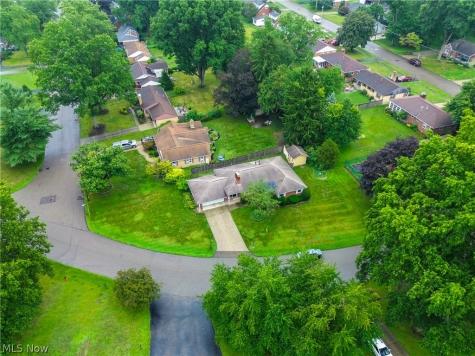 2624 Eaton Road NW Canton OH 44708