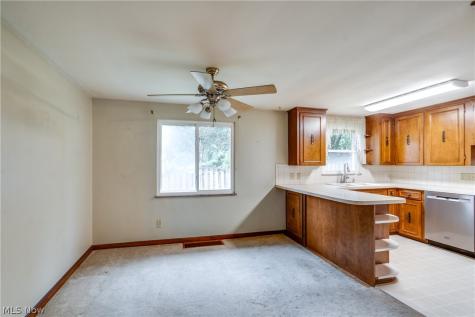 2624 Eaton Road NW Canton OH 44708