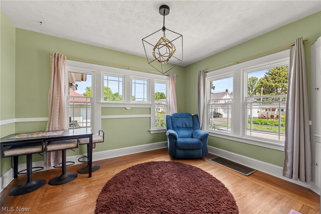 901 Park Avenue Elyria OH 44035