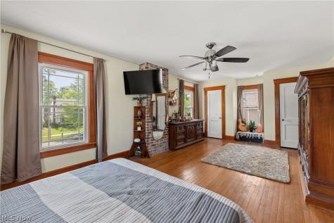901 Park Avenue Elyria OH 44035