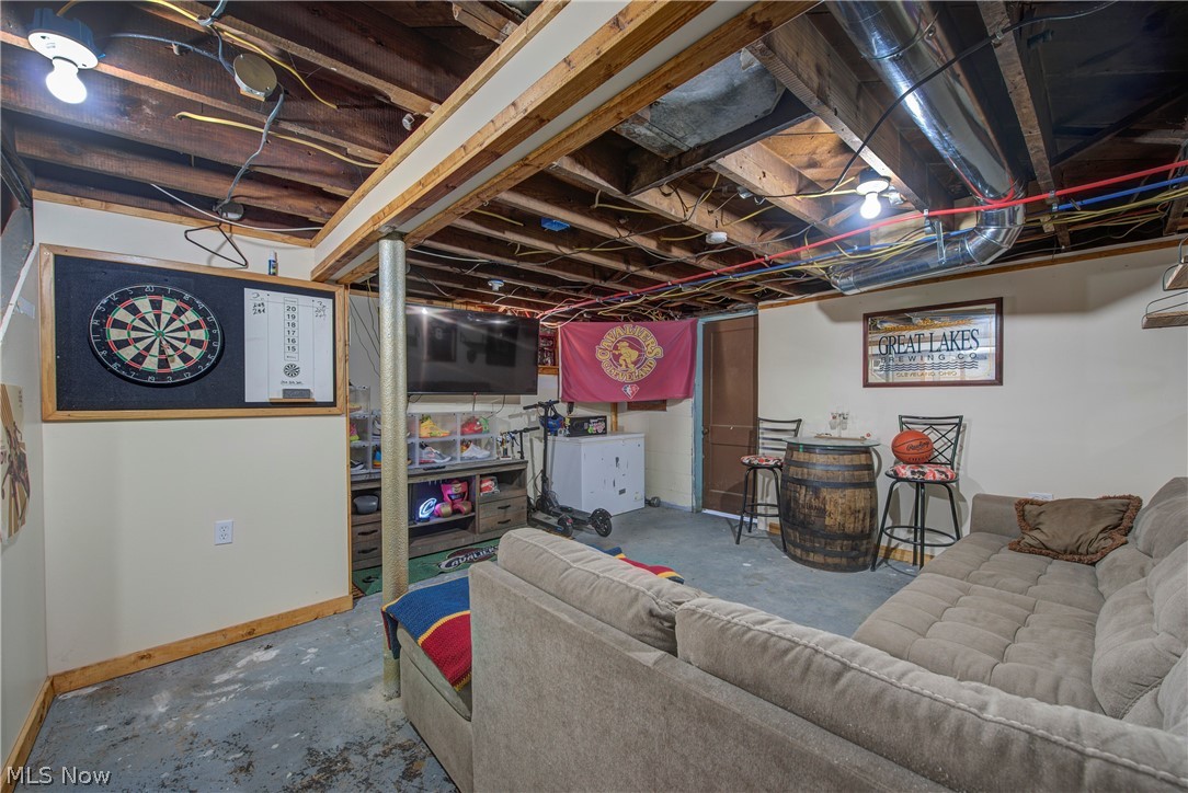 901 Park Avenue Elyria OH 44035