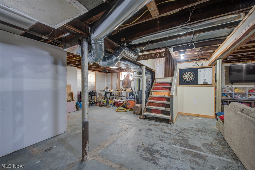 901 Park Avenue Elyria OH 44035