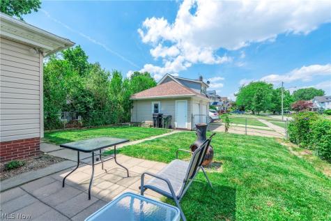 901 Park Avenue Elyria OH 44035