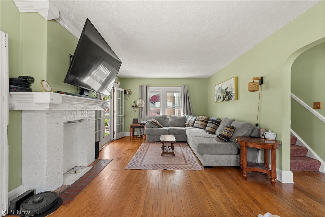 901 Park Avenue Elyria OH 44035