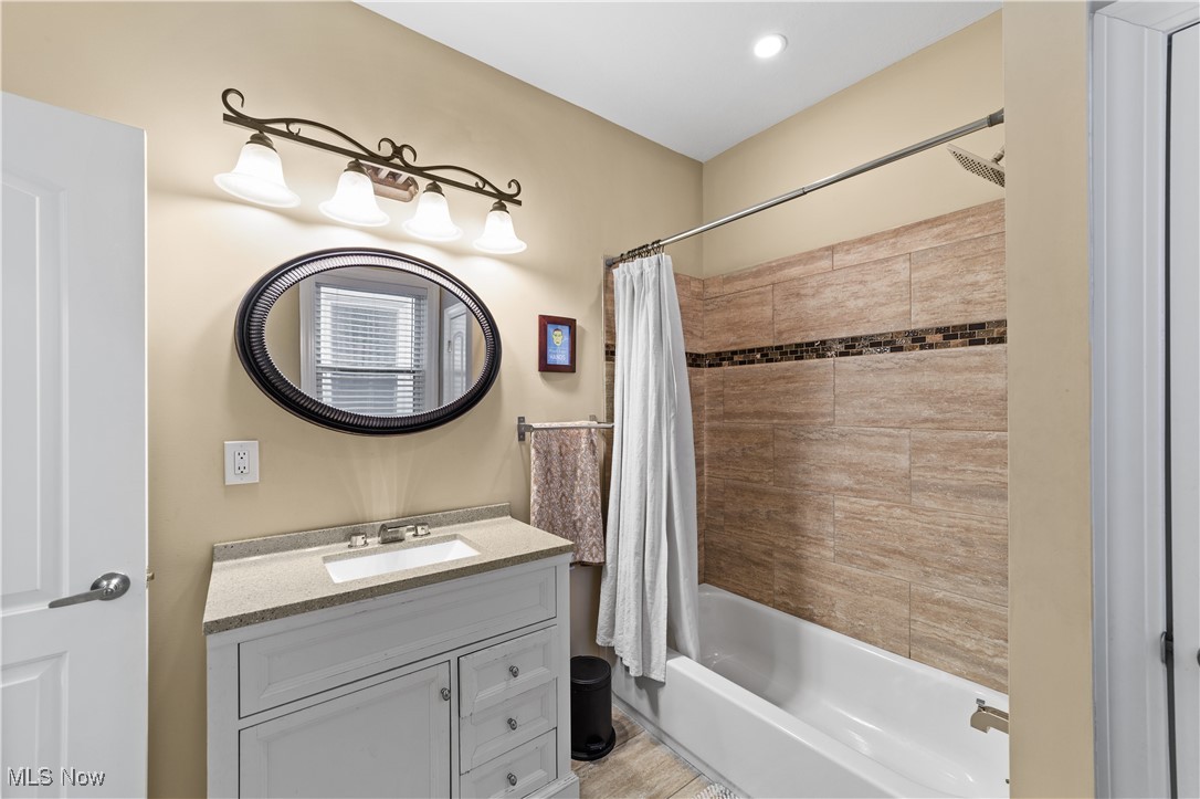 1866 W 45th Street Cleveland OH 44102