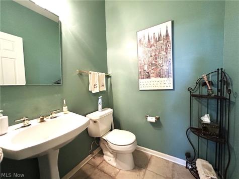 15220 Chestnut Oak Lane Strongsville OH 44149