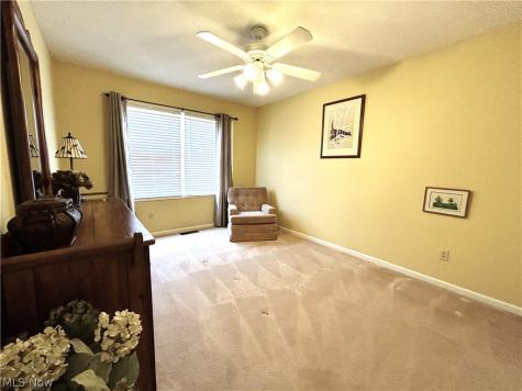 15220 Chestnut Oak Lane Strongsville OH 44149
