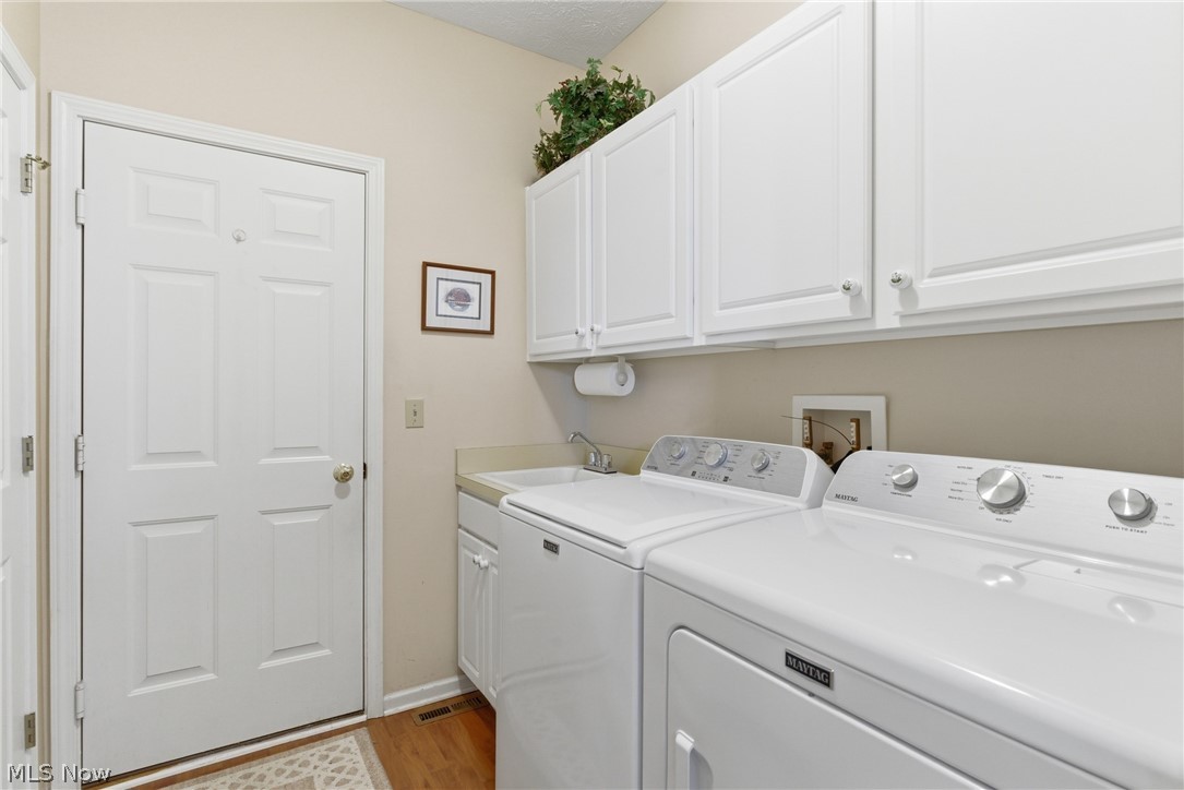 15220 Chestnut Oak Lane Strongsville OH 44149