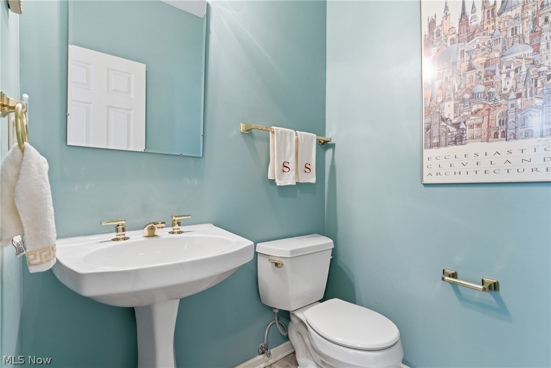 15220 Chestnut Oak Lane Strongsville OH 44149
