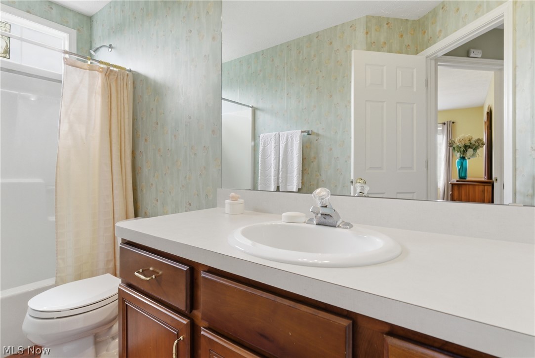 15220 Chestnut Oak Lane Strongsville OH 44149
