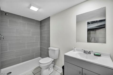 19409 Fairway Avenue Maple Heights OH 44137
