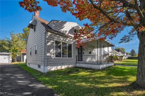 19409 Fairway Avenue Maple Heights OH 44137