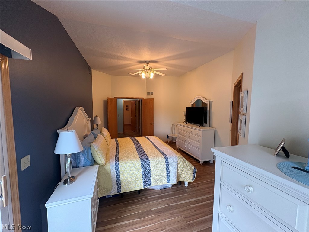 1557 Lake Crest Drive Roaming Shores OH 44084