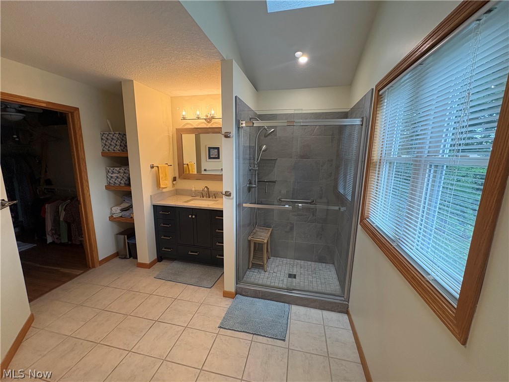 1557 Lake Crest Drive Roaming Shores OH 44084