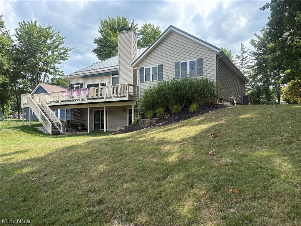1557 Lake Crest Drive Roaming Shores OH 44084