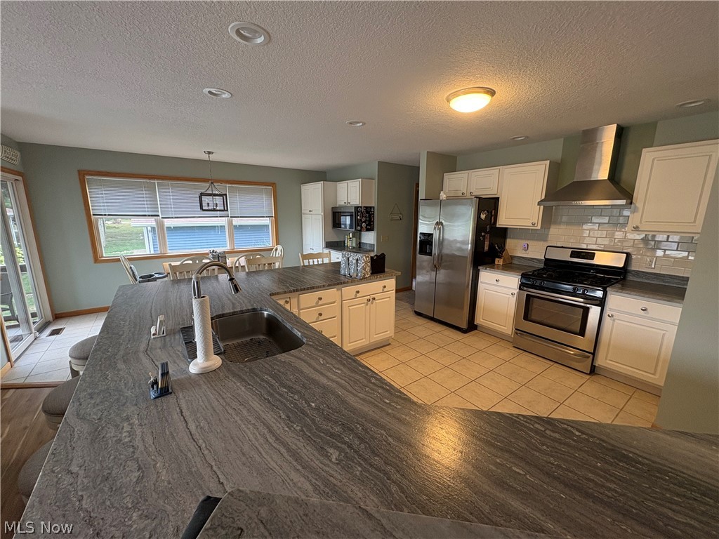 1557 Lake Crest Drive Roaming Shores OH 44084