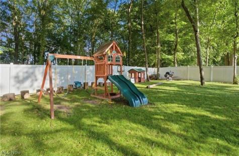 5791 Nicholson Drive Hudson OH 44236