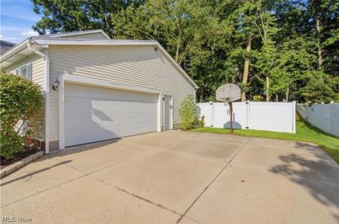 5791 Nicholson Drive Hudson OH 44236