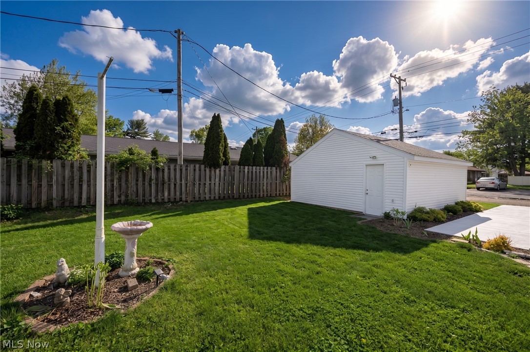 368 4th Drive NW New Philadelphia OH 44663