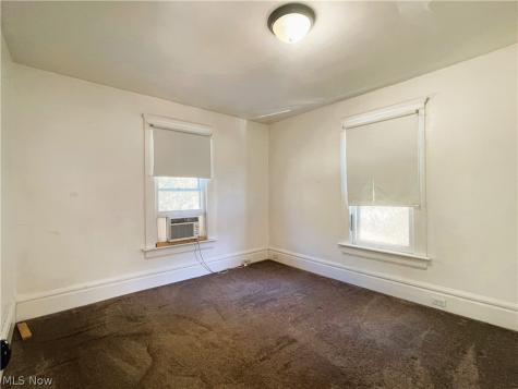 179 Jewett Street Akron OH 44305