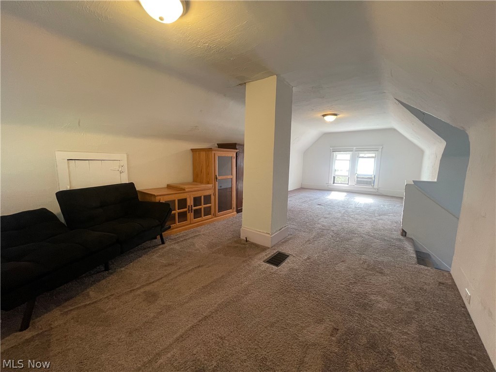 179 Jewett Street Akron OH 44305