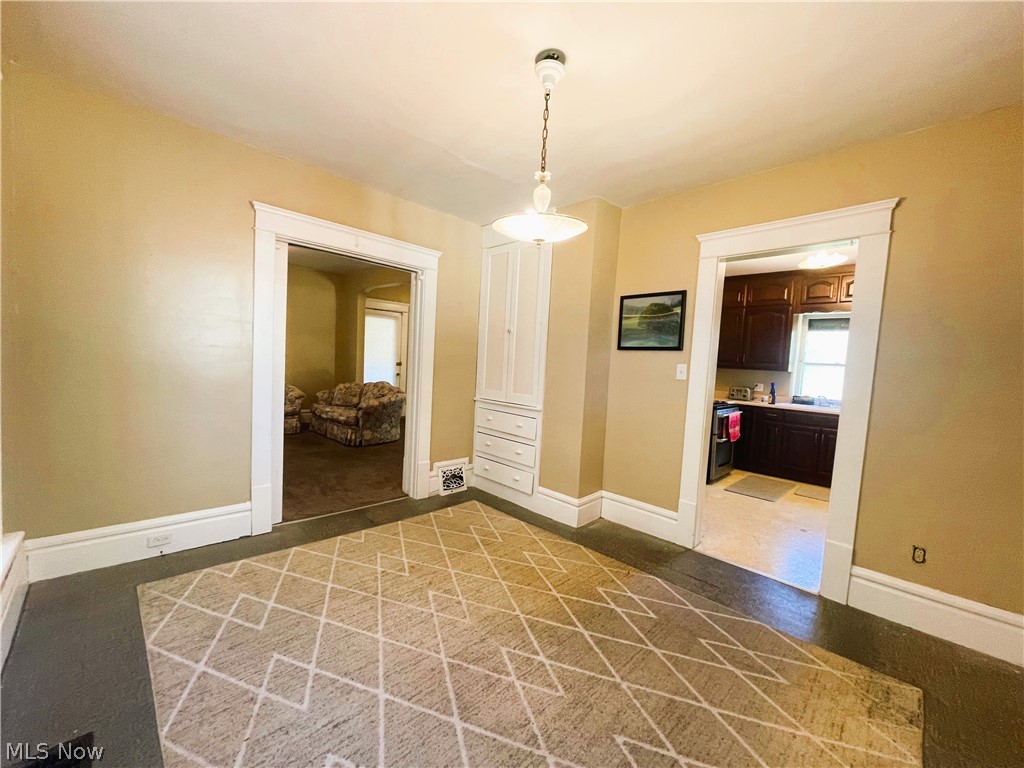 179 Jewett Street Akron OH 44305