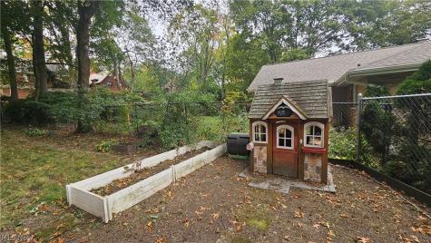 358 Merriman Road Akron OH 44303