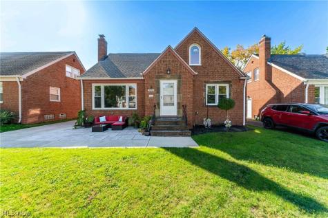 3836 Colony South Euclid OH 44118