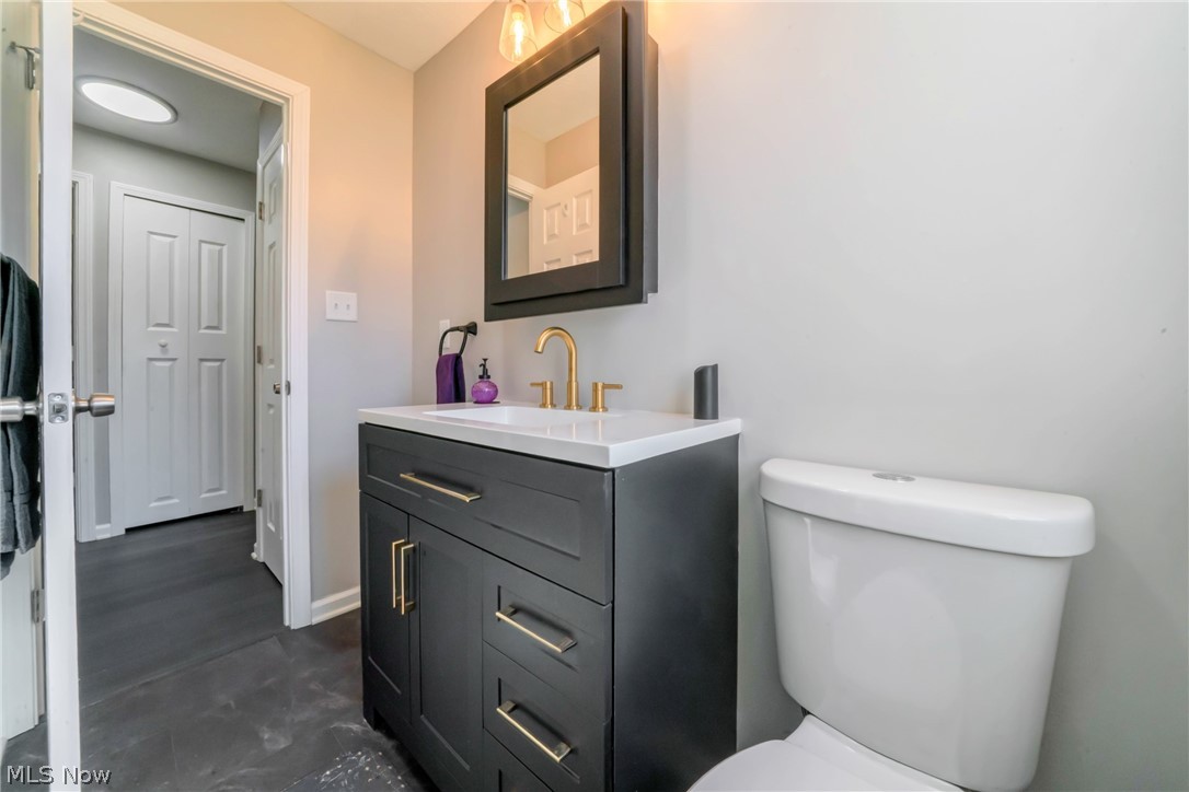3836 Colony South Euclid OH 44118