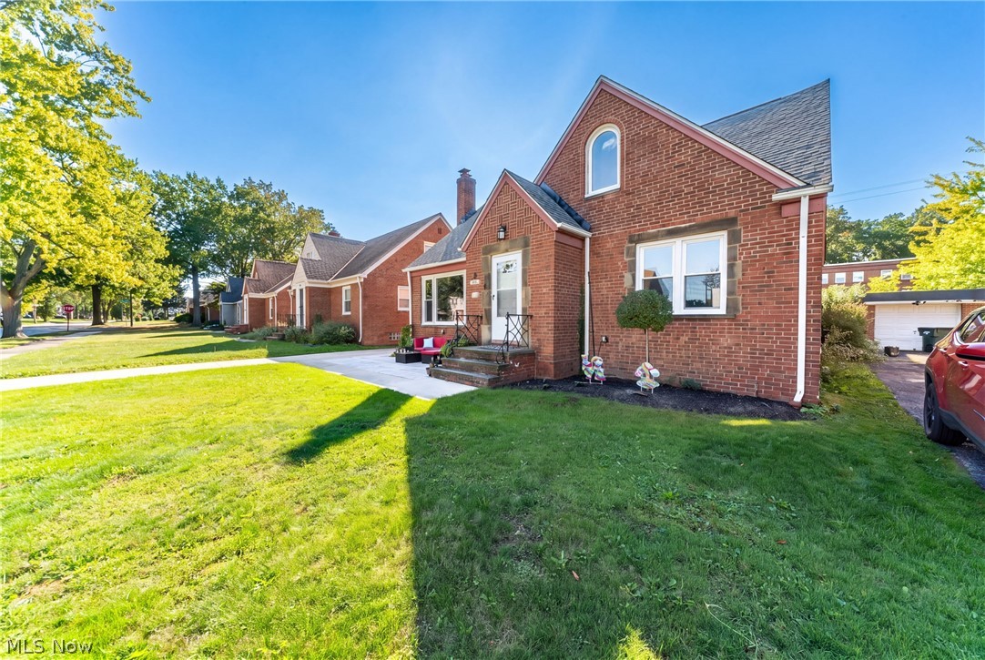 3836 Colony South Euclid OH 44118