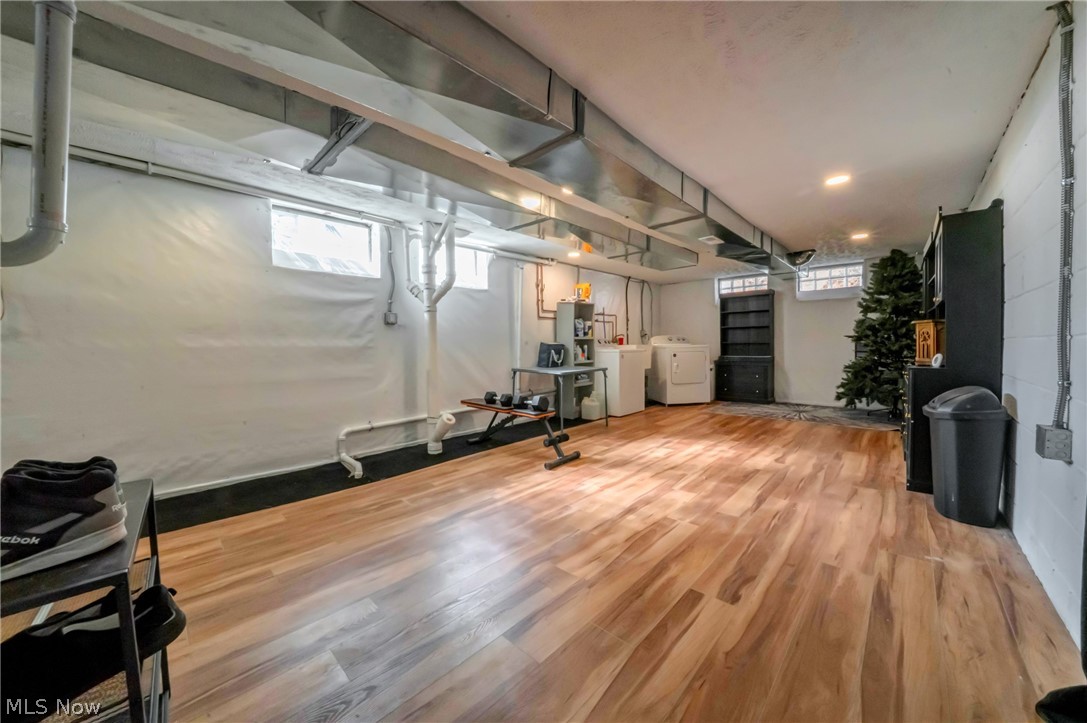 3836 Colony South Euclid OH 44118