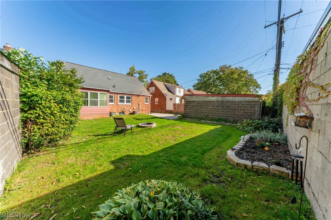 3836 Colony South Euclid OH 44118