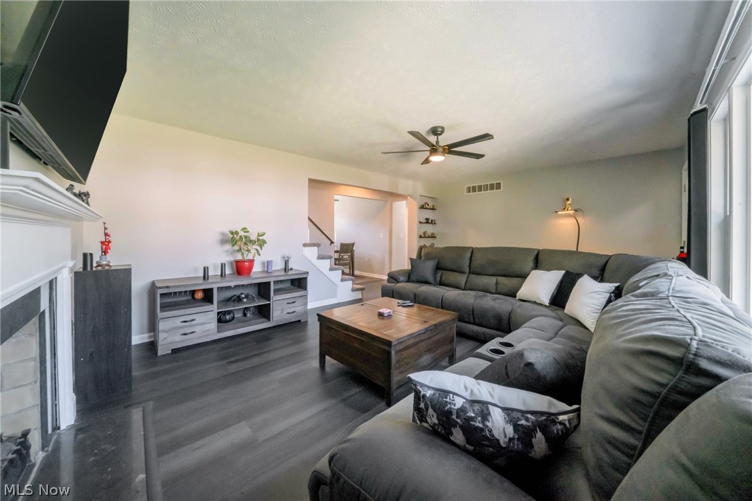 3836 Colony South Euclid OH 44118