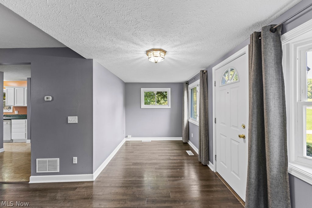 3071 Farmdale Road Akron OH 44312