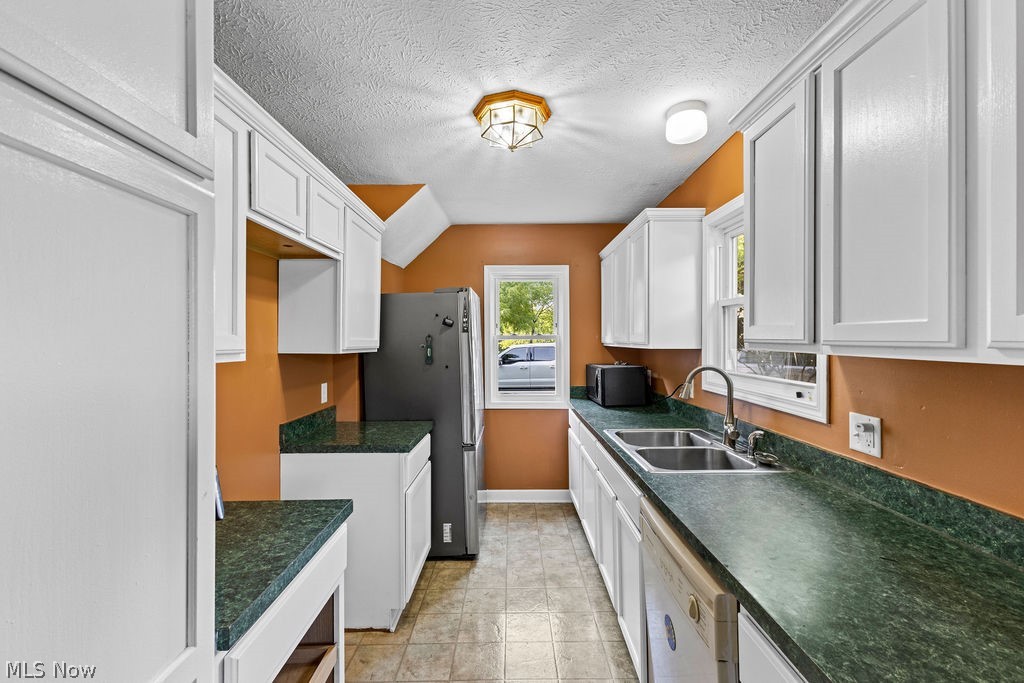 3071 Farmdale Road Akron OH 44312