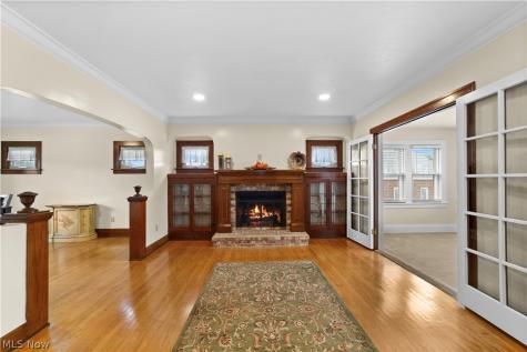 5641 Ridge Road Parma OH 44129