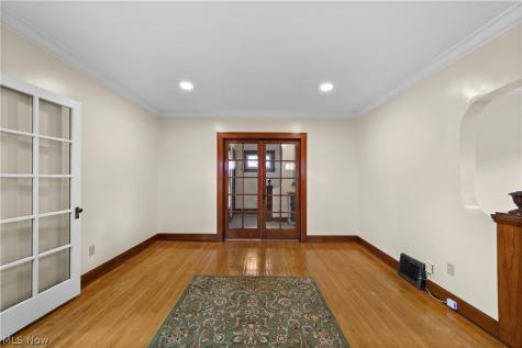 5641 Ridge Road Parma OH 44129