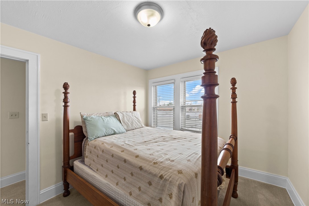 5641 Ridge Road Parma OH 44129