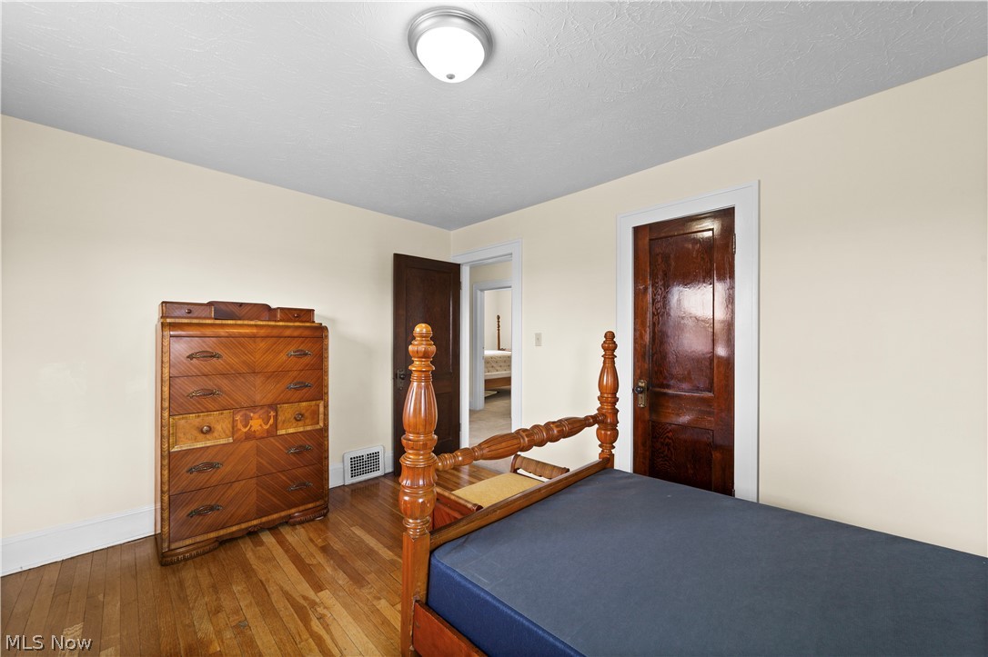 5641 Ridge Road Parma OH 44129
