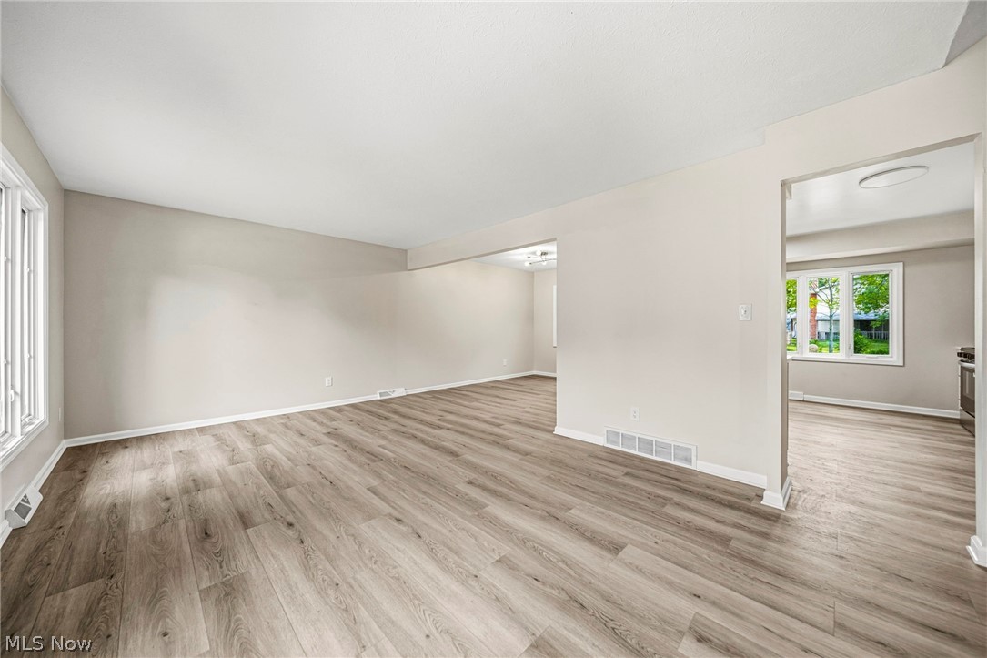32705 W Nimrod Street Solon OH 44139