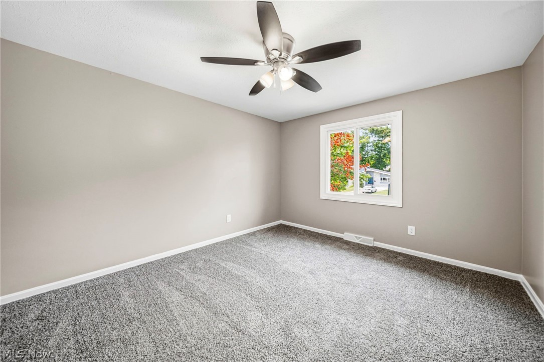 32705 W Nimrod Street Solon OH 44139