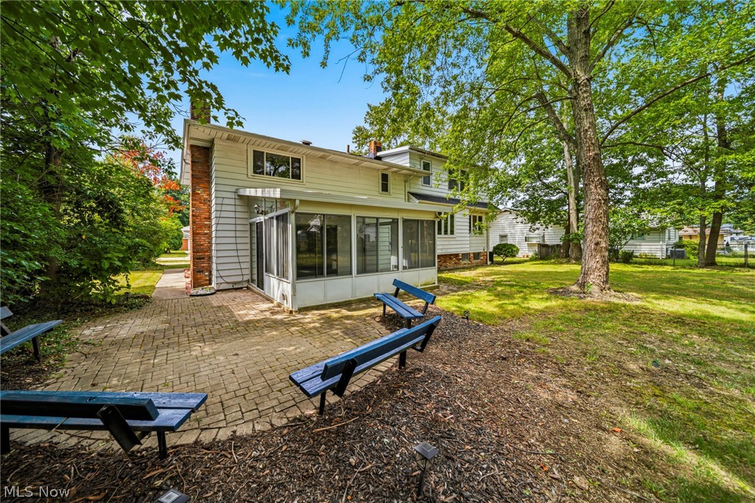 32705 W Nimrod Street Solon OH 44139