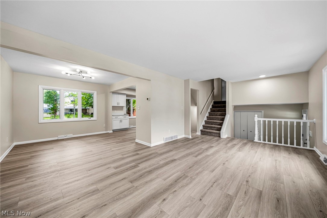 32705 W Nimrod Street Solon OH 44139