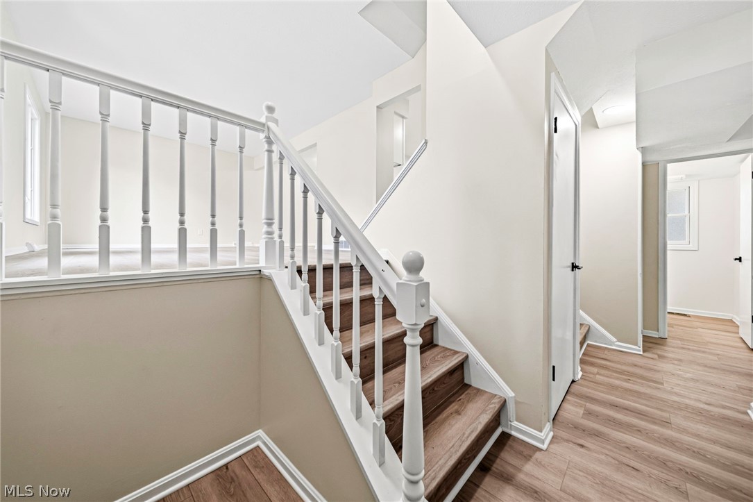 32705 W Nimrod Street Solon OH 44139