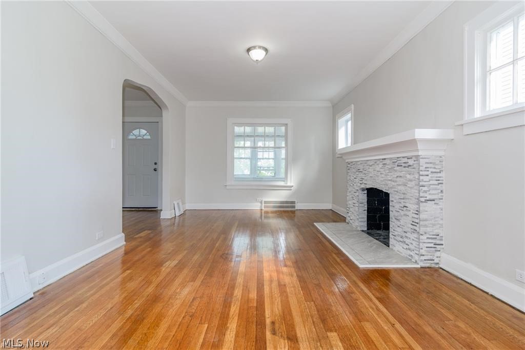 18119 Lake Shore Boulevard Cleveland OH 44119