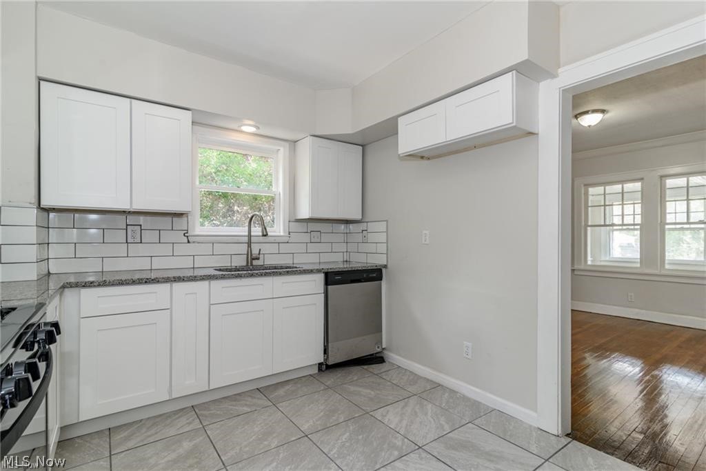 18119 Lake Shore Boulevard Cleveland OH 44119