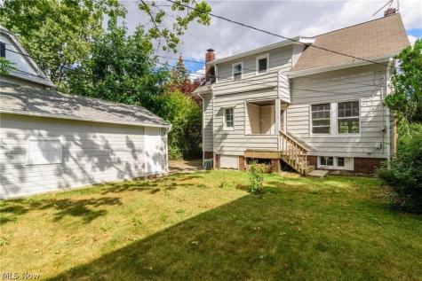 18119 Lake Shore Boulevard Cleveland OH 44119