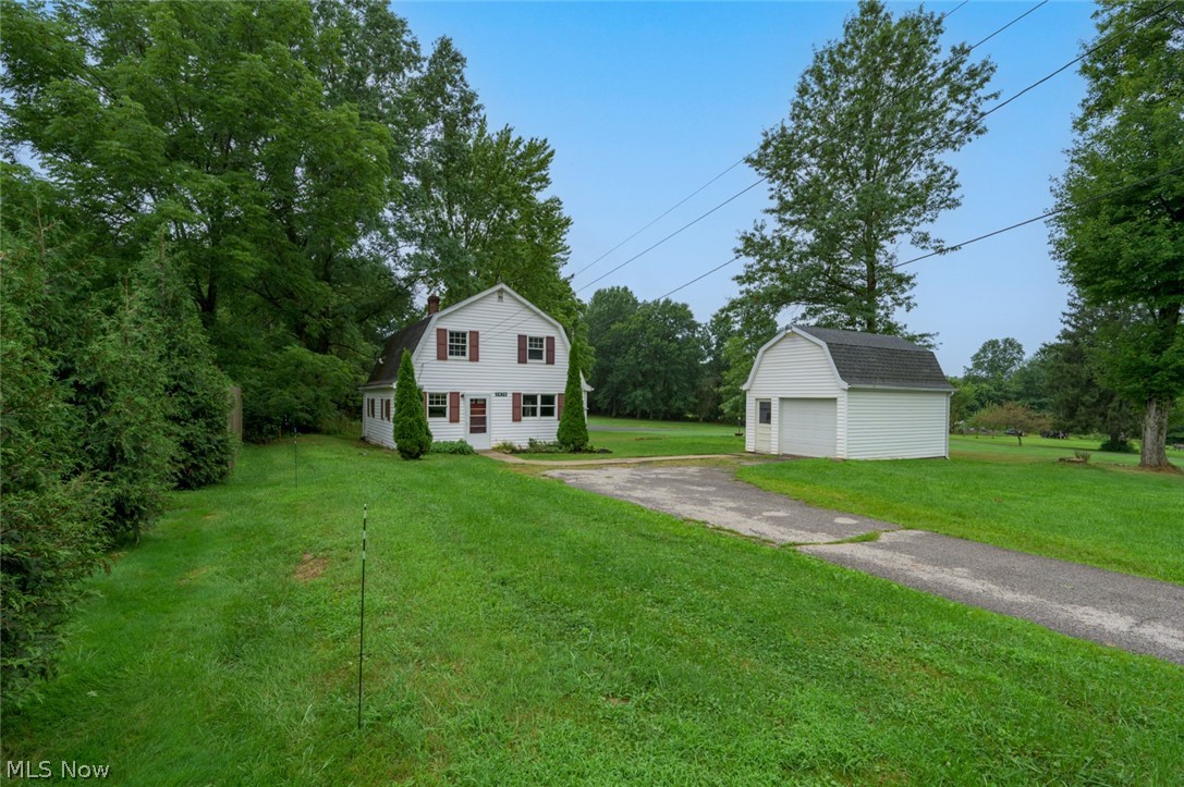 2474 Cadwallader Sonk Road Cortland OH 44410