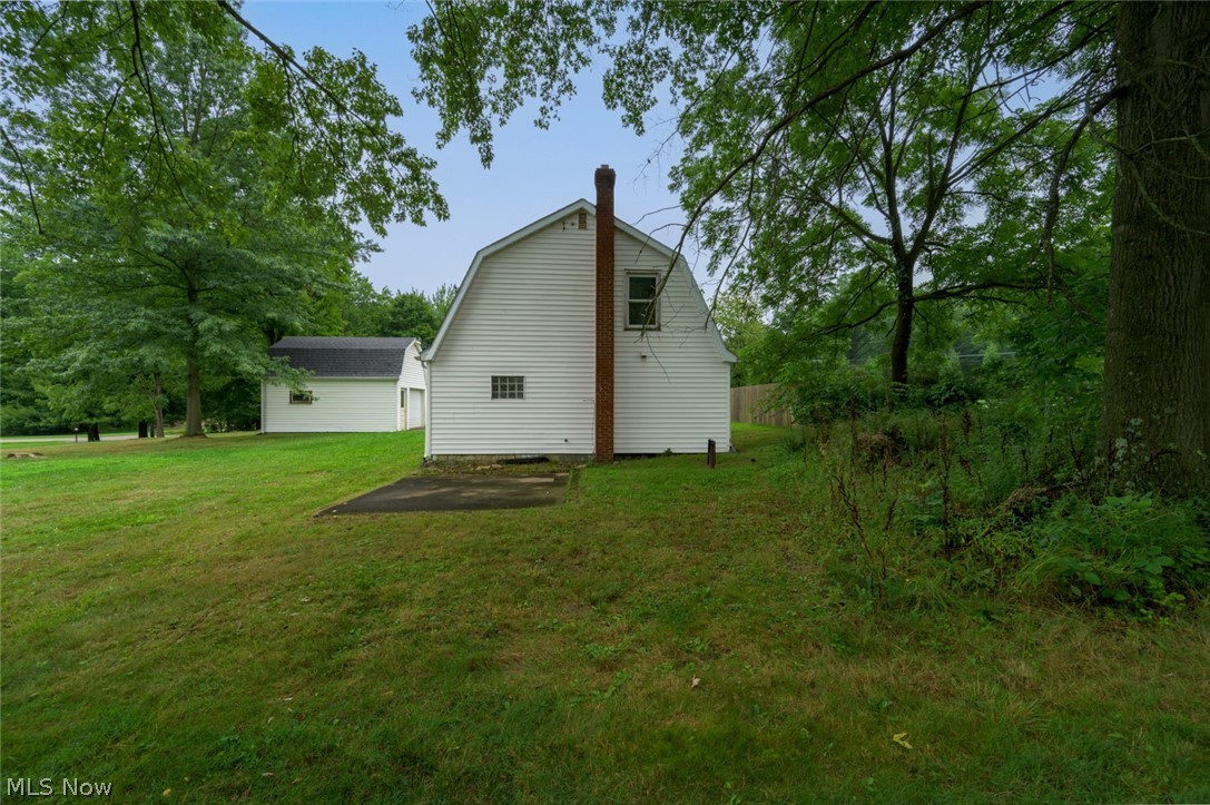 2474 Cadwallader Sonk Road Cortland OH 44410